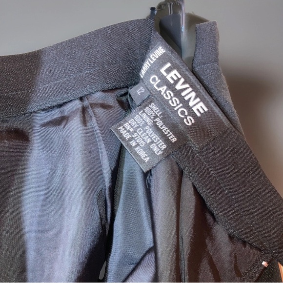 Larry Levine Black Classic Skirt Suit Sz 12 - Picture 6 of 8
